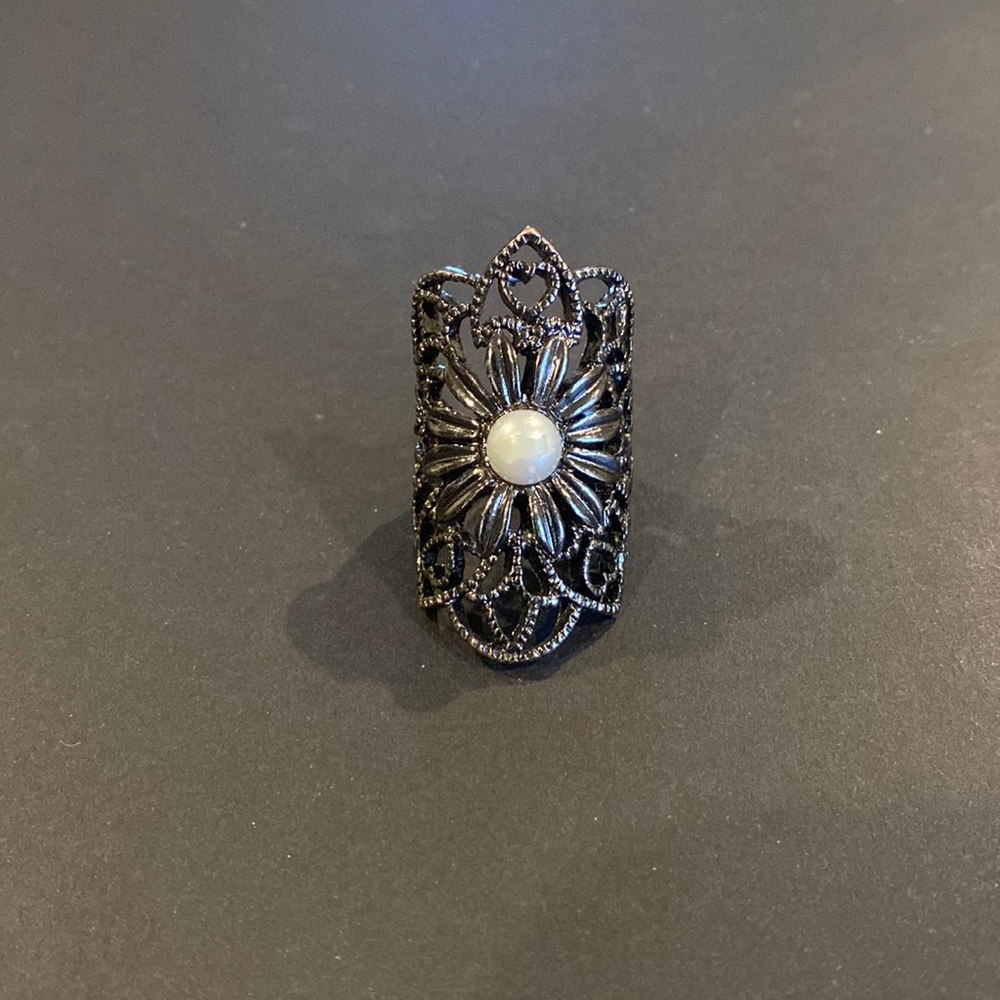 Black Pearl Statement Ring Size 7